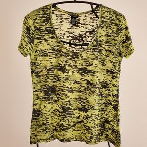 rue21 * Deep V burnout t-shirt